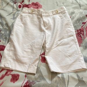 White size 0 Bermuda shorts